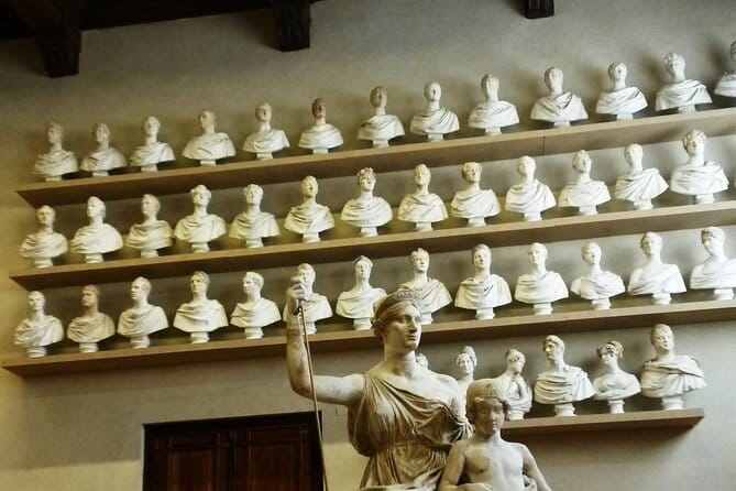 Florence Walking Tour with Accademia, Uffizi & Lunch - Starting With Michelangelo at the Accademia
