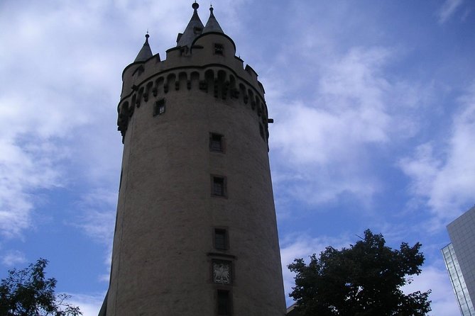 Frankfurt Highlights English Walking Tour - City planning and Frankfurt’s modern identity