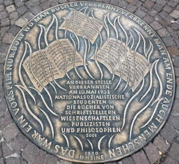 Frankfurt on Foot Daily Walking Tour in English - Key Points Before You Book