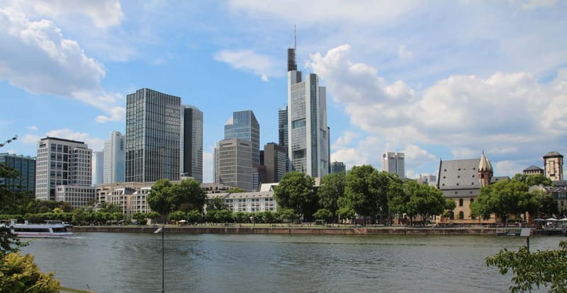Frankfurt: Private or Shared Walking Tour - Key things to know before booking