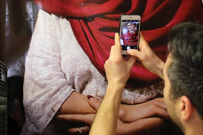 Frida Kahlo VIP [Museum Tickets Included] Walk, Markets & Churros - Starting at Casa Azul in Coyoacán