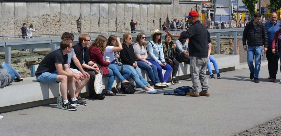 From Berlin: Potsdam & Sanssouci half day Walking Tour - Meeting at Alexanderplatz and riding to Potsdam
