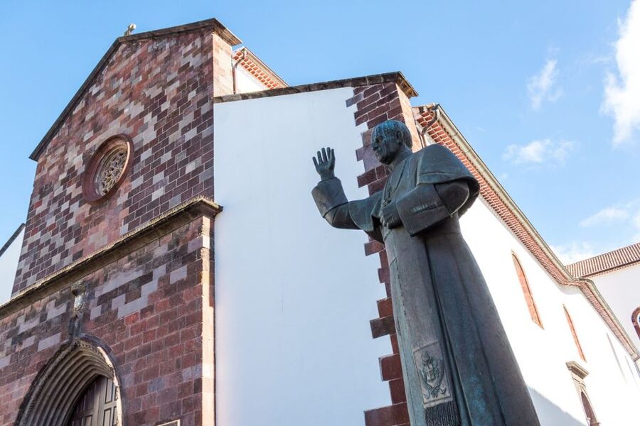 Funchal: Old Town Walking Tour - Fortifications, riverbeds, and the problem of flooding