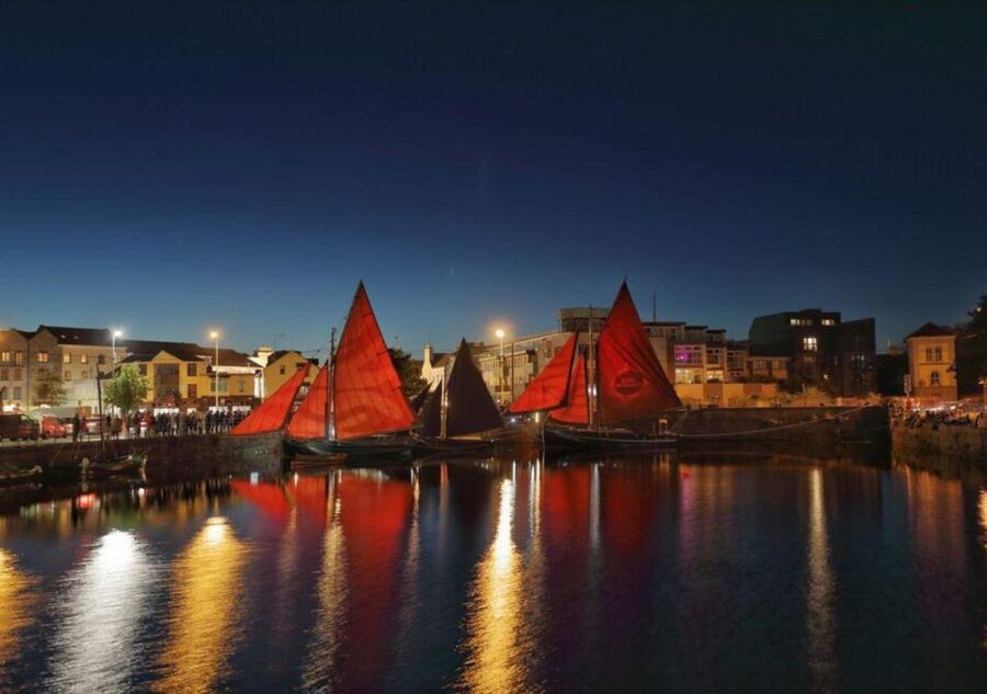Galway: Dark History Guided City Walking Tour - Meeting at Eyre Square after dark