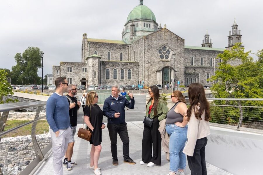 Galway: Welcome to Galway Walking Tour - The guides make the difference