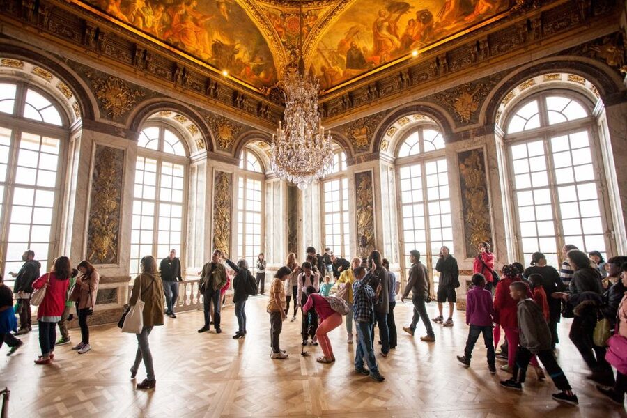 Gardens of Versailles Walking Tour & Palace Entry - Staying longer after the three-hour tour