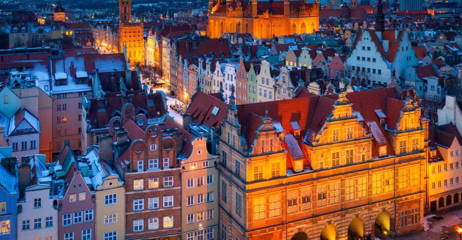 Gdańsk City Sights & History Guided Walking Tour in English - Key points at a glance