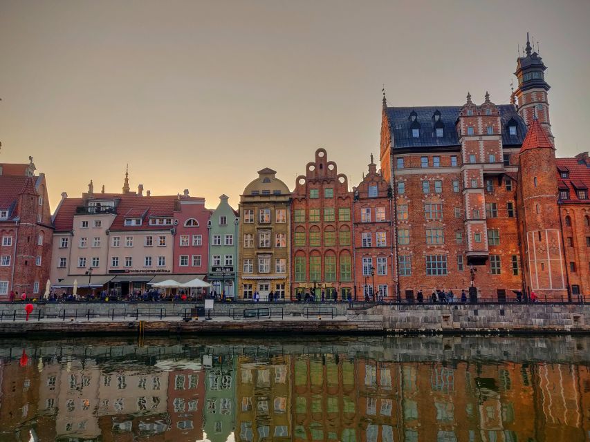 Gdańsk City Sights & History Guided Walking Tour in English - Long Market and the Neptune Fountain