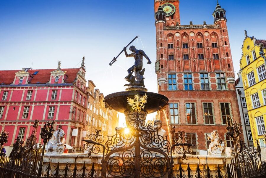 Gdańsk: Old Town Private Walking Tour with Legends and Facts - St Bridget’s Church and the amber altar