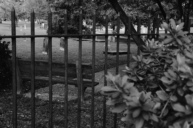 Genteel and Bard's Savannah Dark History and Ghost Encounter Walking Tour - Old Sorrel Weed House: murder, suicide, and war