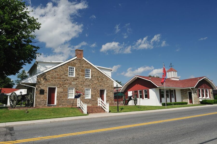 Gettysburg: 1863 Historic Downtown Walking Tour - Group size, walking pace, and comfort