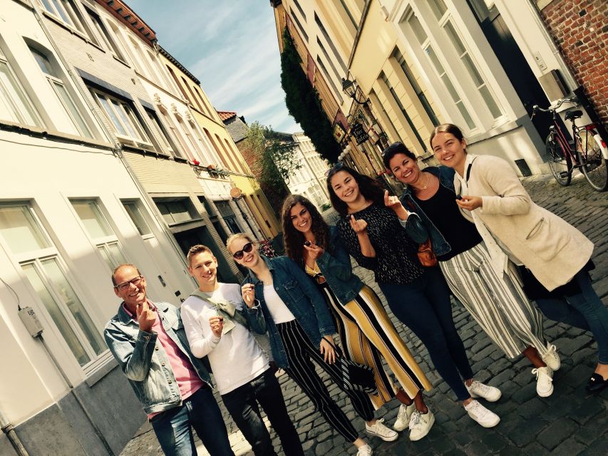 Ghent: Belgian Chocolate Walking Tour with Tastings - Why this tour works better than a simple chocolate shop visit