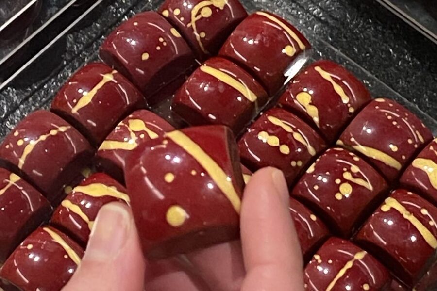 Ghent: Belgian Chocolate Walking Tour with Tastings - Ghent between the tasting stops