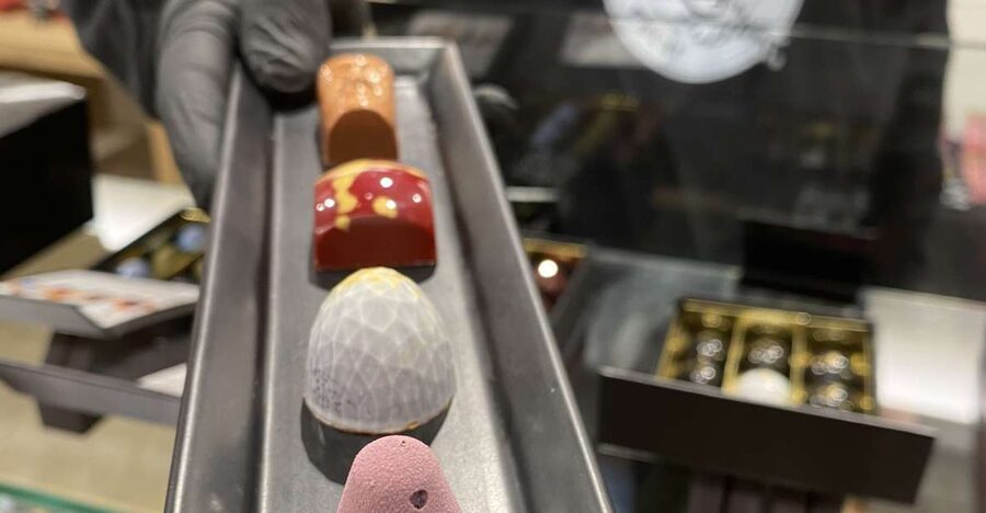 Ghent: Belgian Chocolate Walking Tour with Tastings - Meeting at Vrijdagmarkt and getting oriented
