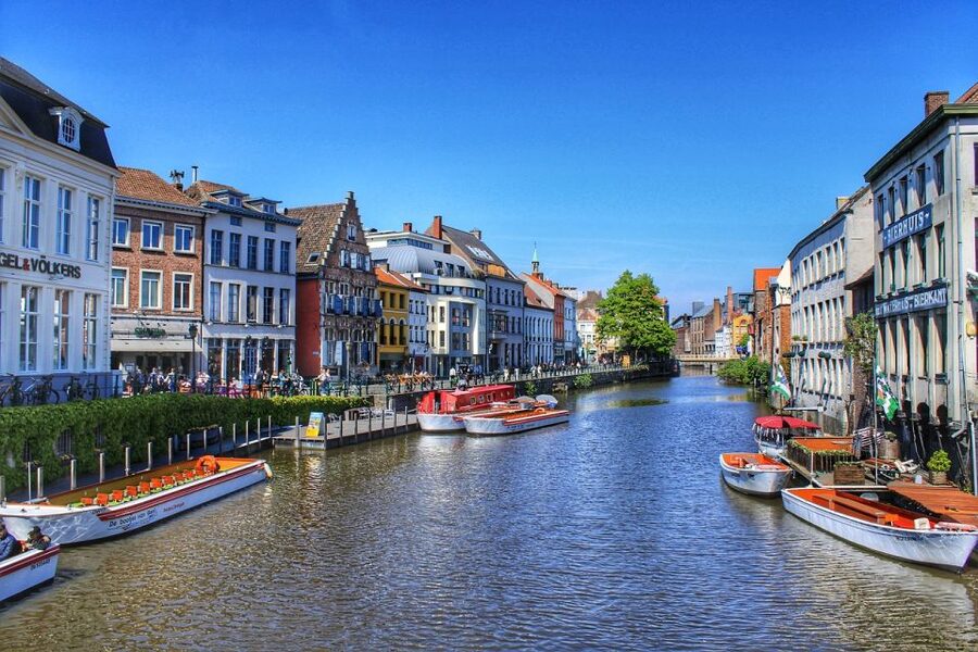 Ghent: Guided Walking Tour and Canal Boat Trip - Is $32 a fair price?