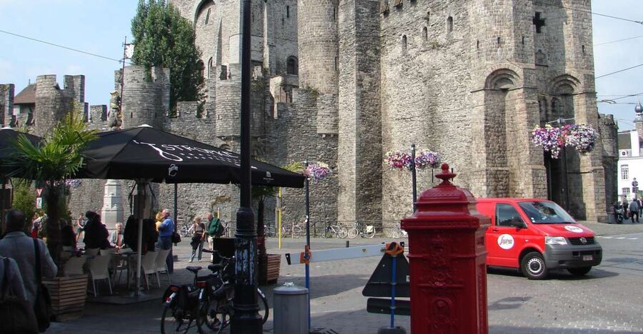 Ghent: Private 2-Hour Walking Tour - Starting beside Ghent’s waterways