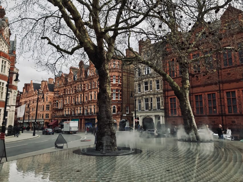 Ghosts and Legends of Mayfair Walking Tour - London - Green Park, the tour’s most atmospheric stretch