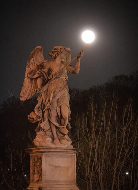 Ghosts, Legends & Mysteries of Rome Tip-Based Walking Tour - Short stops and secret locations along the route