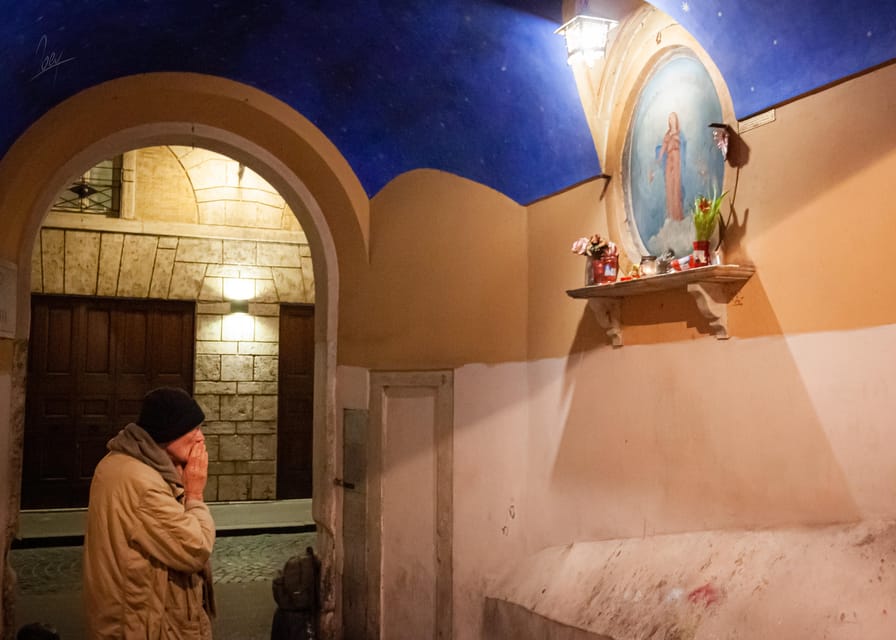 Ghosts, Legends & Mysteries of Rome Tip-Based Walking Tour - The Fountain of the Mask and its macabre atmosphere