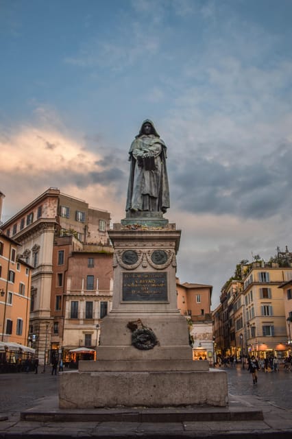 Ghosts, Legends & Mysteries of Rome Tip-Based Walking Tour - Campo de’ Fiori and the final chapter