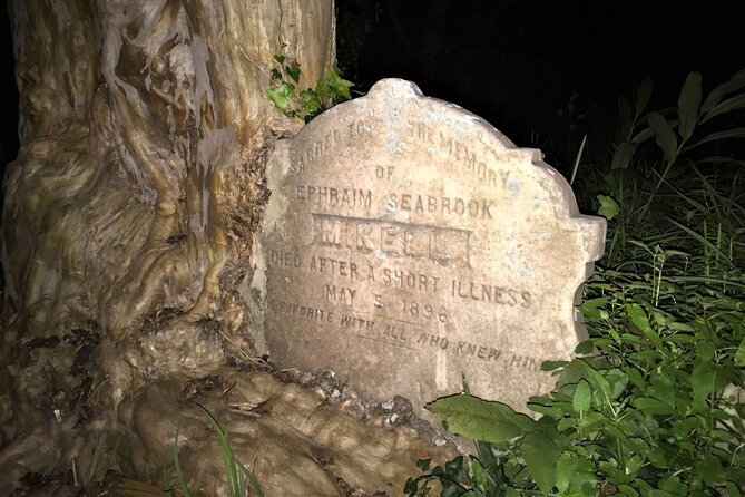 Ghosts of Charleston Night-Time Walking Tour with Unitarian Church Graveyard - Who will enjoy this tour most?