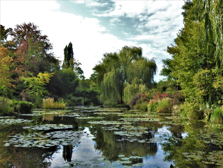 Giverny Village Walking Tour & Skip-the-Line to Monet Garden - Is $64 a fair price?