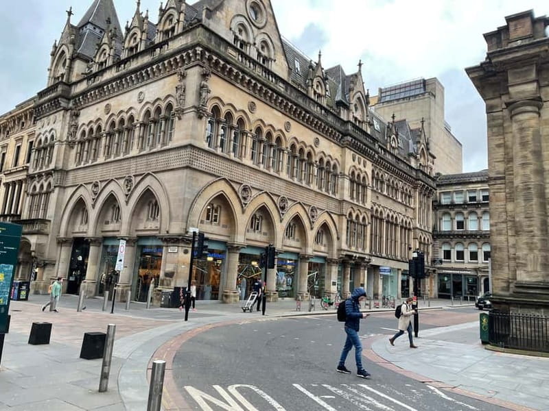 Glasgow: The streets with a Glaswegian guide: Walking Tour - Candleriggs and Glasgow’s older center