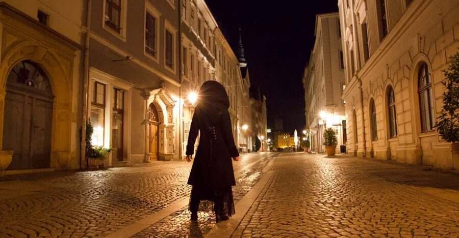 Görlitz: Ghosts and Spooky Historical Night Walking Tour - Why Görlitz makes a good ghost-tour setting