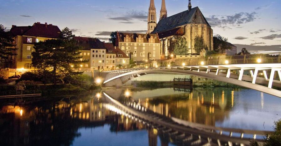 Görlitz: Old Town Guided Walking Tour - Why Görlitz rewards a walking tour