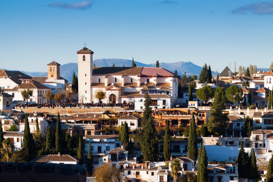 Granada: Albaicín and Sacromonte Walking Tour - Why this walk matters in Granada