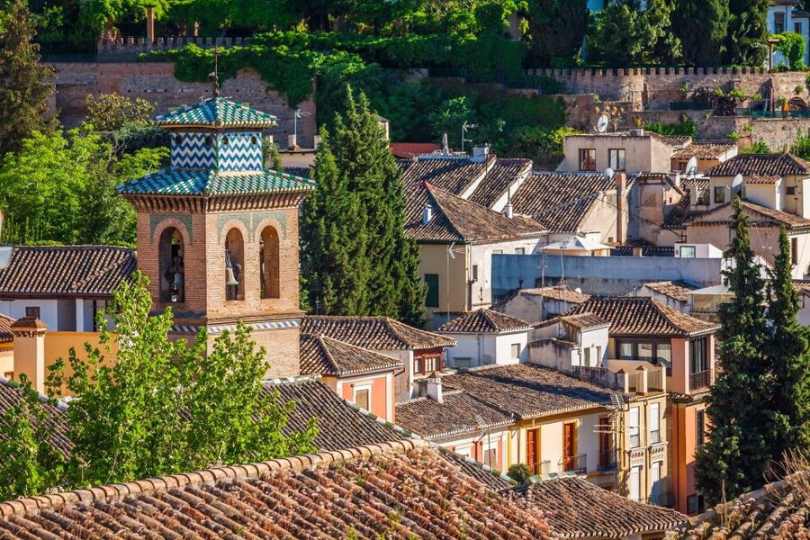 Granada: Albaicín and Sacromonte Walking Tour - Starting at Plaza Isabel la Católica