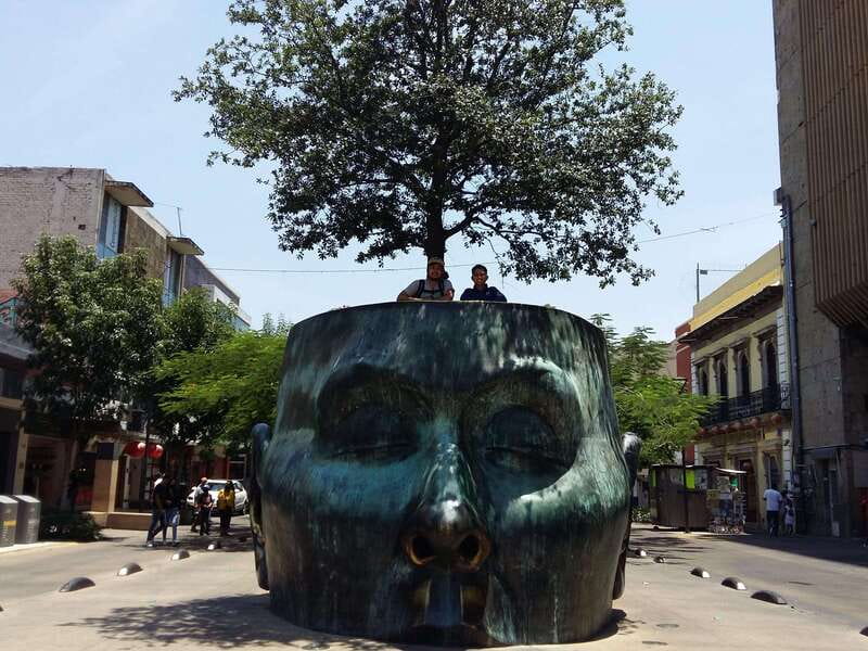 Guadalajara: Culture, Architecture, and Market Walking Tour - The city’s public squares in 30 minutes