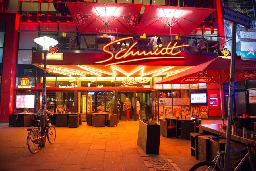 Hamburg: Private Tour Red Light District Walking Tour - Herbertstrasse, seen from the outside