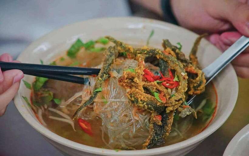 Hanoi: Michelin Guide Street Food Walking Tour - Key points to know before booking