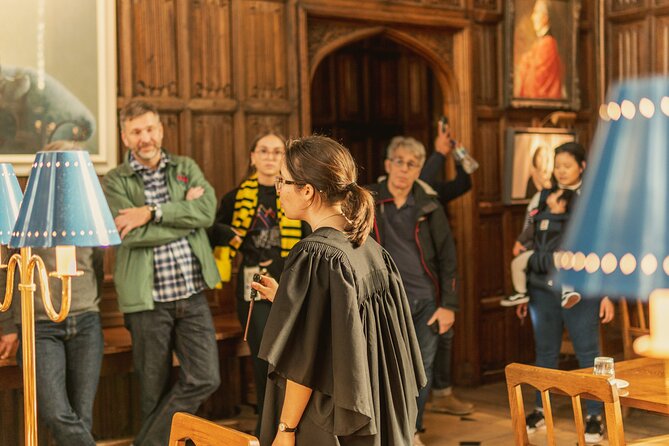 Harry Potter Walking Tour of Oxford Including New College - New College is the heart of the tour