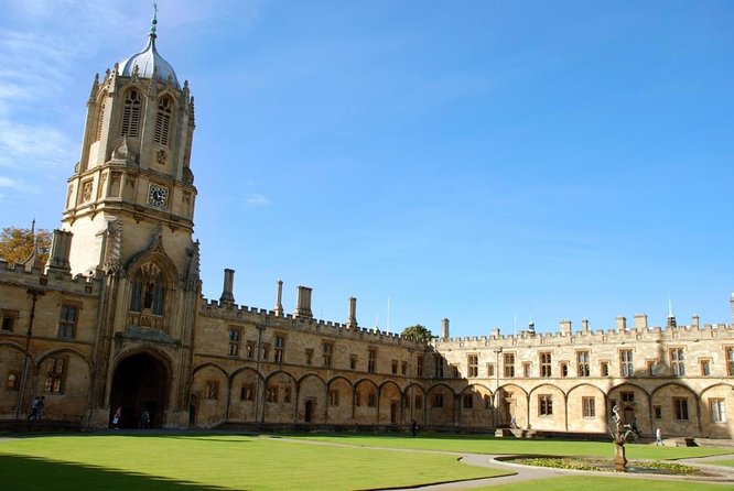 Harry Potter Walking Tour of Oxford Including New College - Blackwell’s Bookshop begins the literary trail