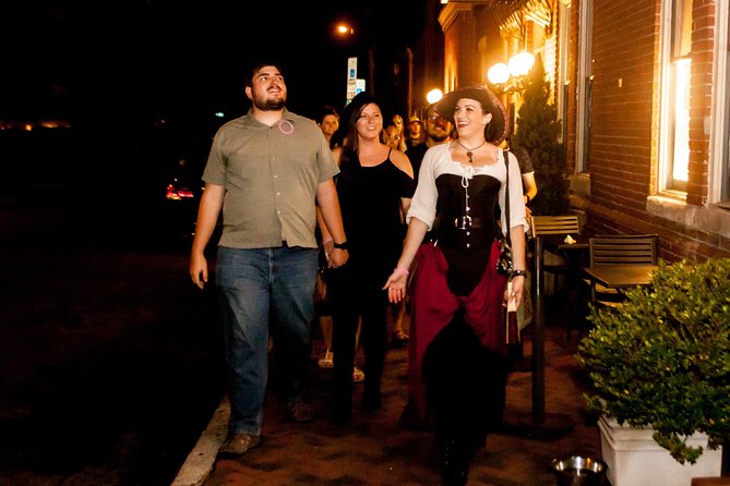 Haunted Boston Booze and Boos Ghost Walking Tour - What this Boston ghost tour is really like
