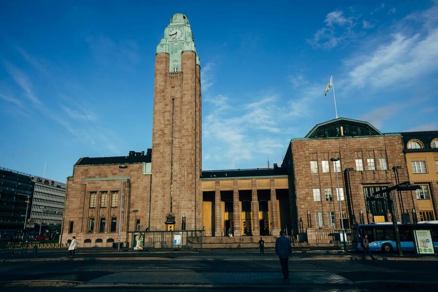 Helsinki: Architectural Highlights Guided Walking Tour - Starting at Fazer Café and reading Helsinki through buildings