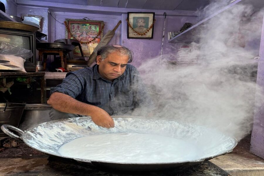 Heritage Walk & Street Food Tasting in Jaipur - How much walking and what to wear