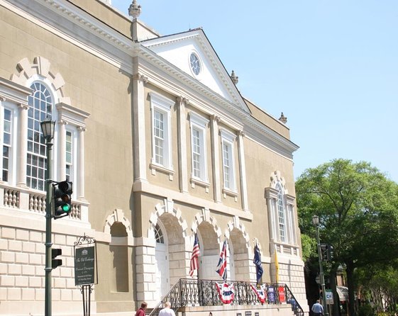 Hidden Alleyways and Historic Sites Small-Group Walking Tour - Key points to know before you go