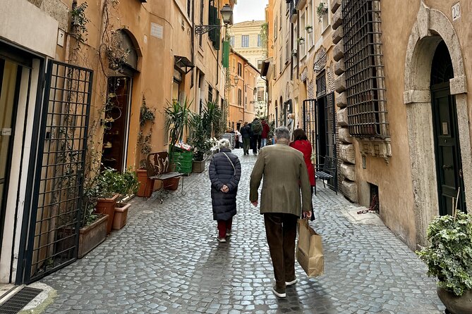 Highlights of Jewish Ghetto And Trastevere Walking Tour - Ancient ruins around the Portico d’Ottavia