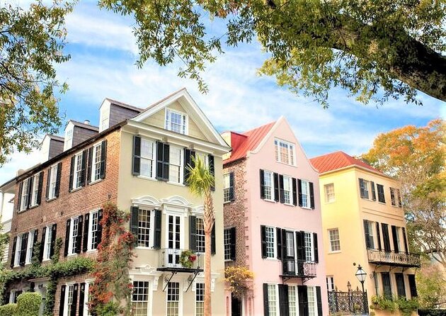 Historic Charleston Guided Sightseeing Walking Tour - Rainbow Row is brief but worth the stop
