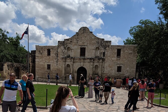 Historic Downtown & Riverwalk Walking Tour - Understanding the Alamo’s Place in the Story