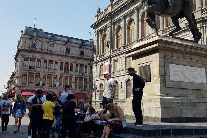Historic Downtown Walking Tour - Palacio de Bellas Artes and the finish near El Caballito