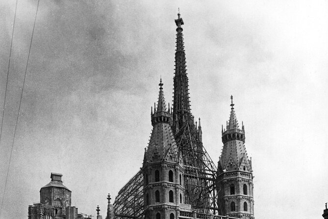 Historical Hitler Walking Tour of Vienna - Judenplatz and the murder of Austrian Jews