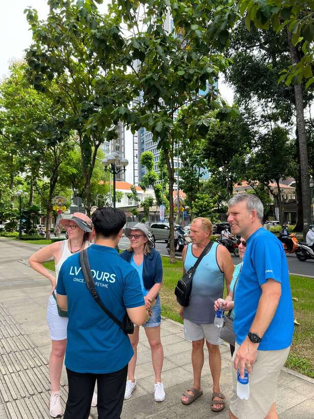 Ho Chi Minh: City Highlights Guided Walking Tour - Why this three-hour walk works well