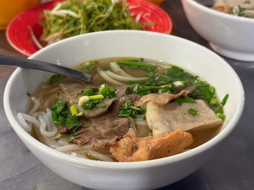 Ho Chi Minh City: Super Niche Walking Street Food Tour - Quick points before you book