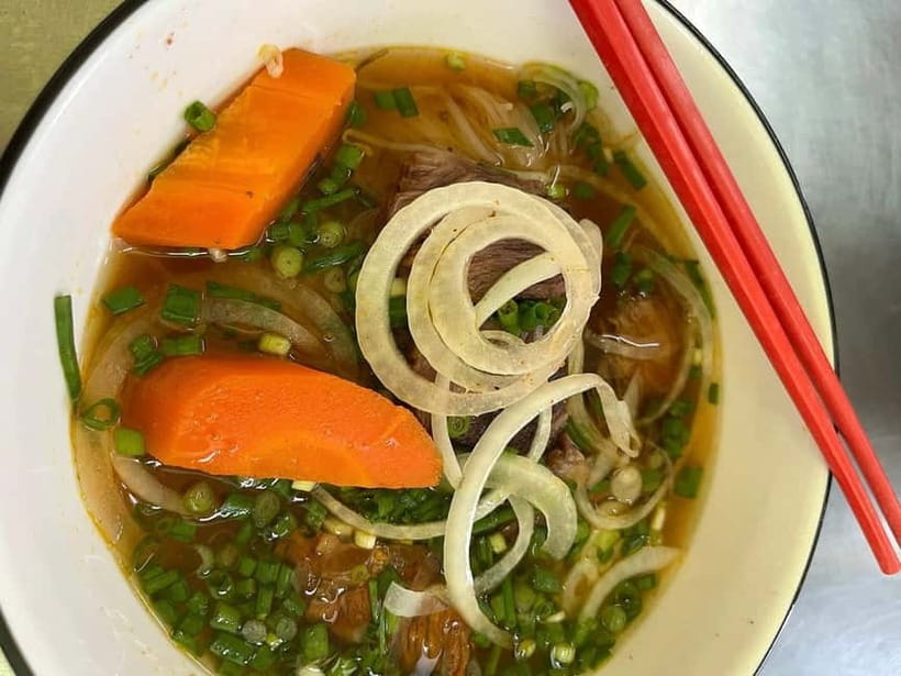 Ho Chi Minh City: Super Niche Walking Street Food Tour - Grilled dishes, beer, and a little culinary surprise