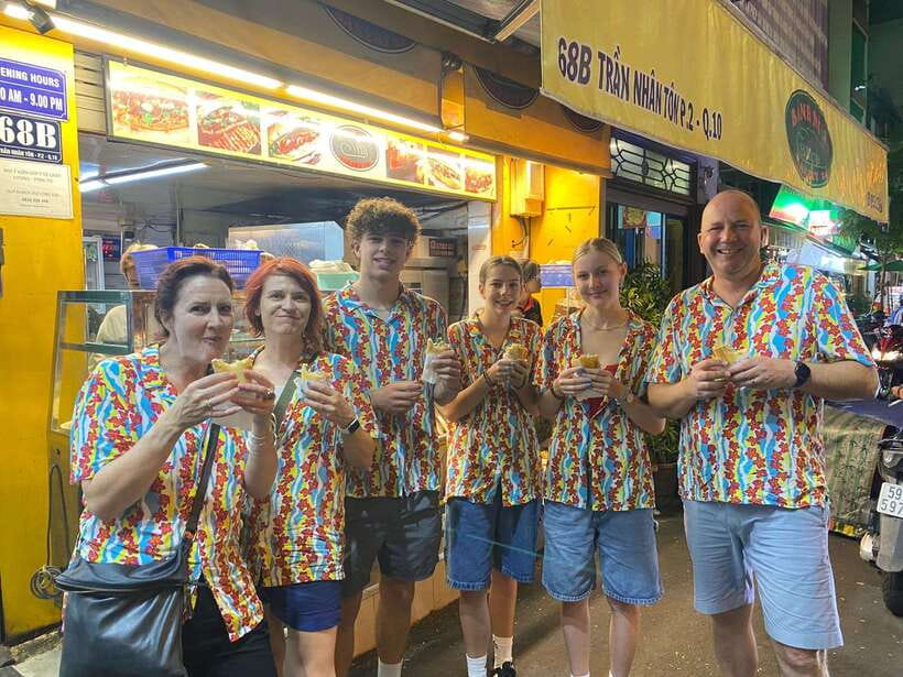 Ho Chi Minh City: Walking Food Tour with 13 Tastings - Why this food tour works so well in Saigon