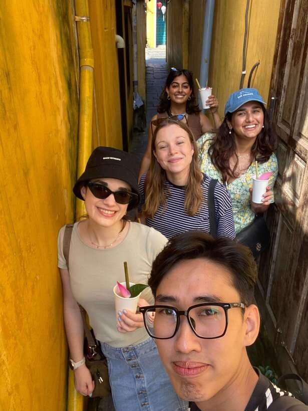 Hoi An Ancient Town - Walking Tour with Local Guide - Kazik Park and Hoi An’s modern memory
